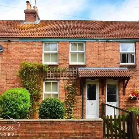 Brickyard Cottage Moreton  Esterno foto