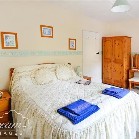 Brickyard Cottage Moreton  Esterno foto