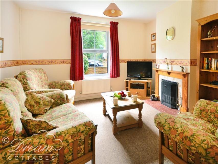 Brickyard Cottage Moreton  Esterno foto