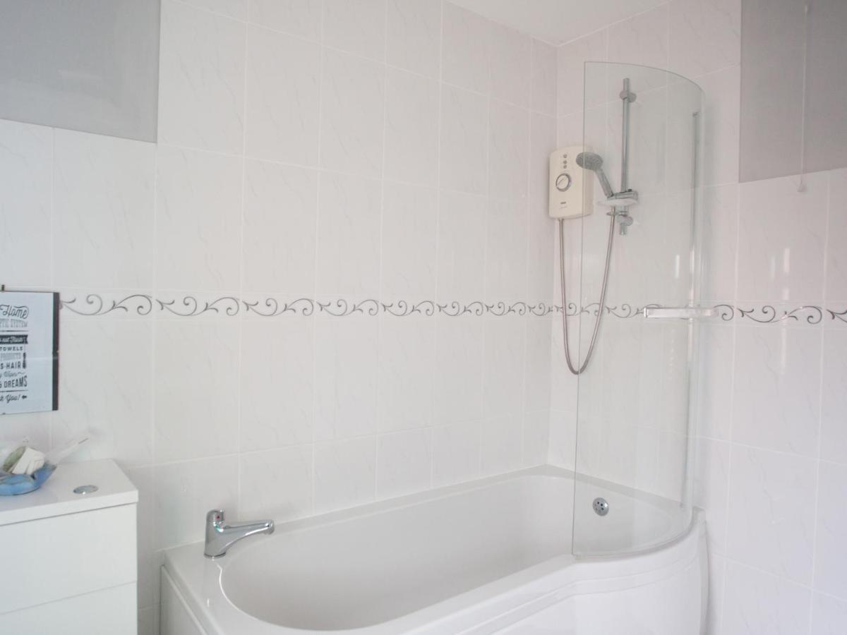 Brickyard Cottage Moreton  Esterno foto
